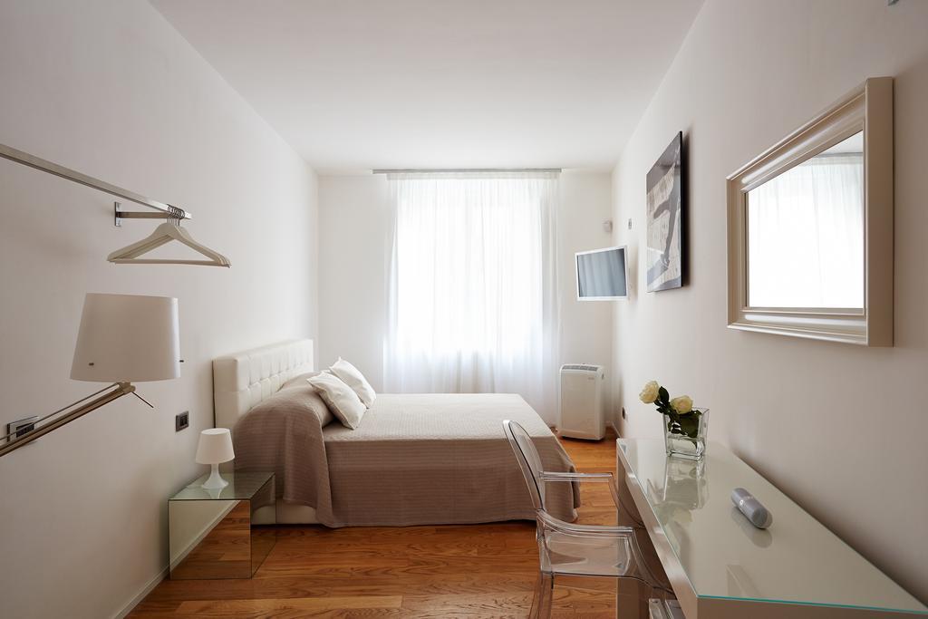 Suite Home Moncada Palermo Habitación foto